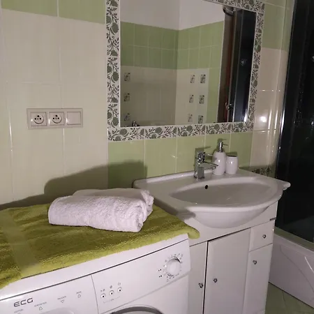 Flower Deluxe Ii Villa Dunajská Streda