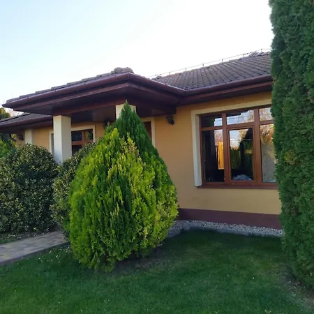 Villa Flower Deluxe Ii *